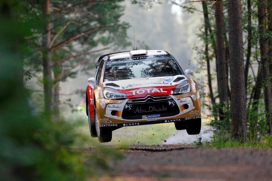 Gravel and tarmac challenge for the Citroen C3 WRC in Spain